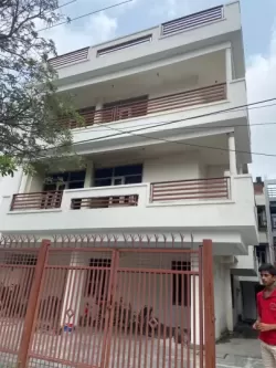 3 BHK flat in Kidwai Nagar Kanpur