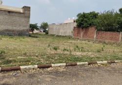 शास्त्रीपुरम , आगरा मे प्लाट / जमीन